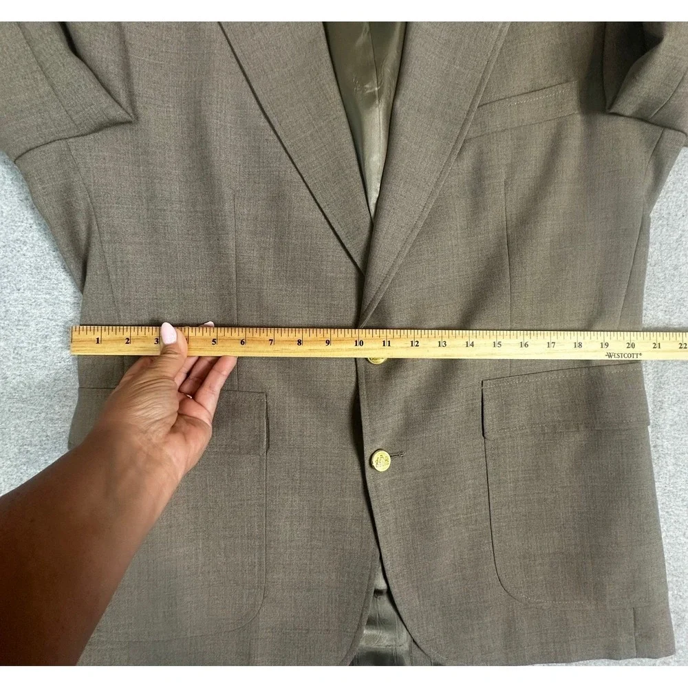 Stafford Blazer 44R Gray Brown Beige Worsted‎ Wool Gold Button Sport Coat Crest